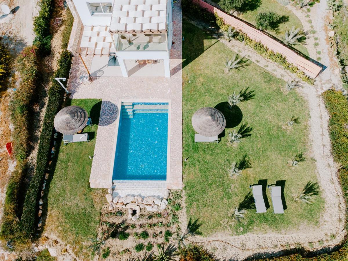 The Three Graces Villa