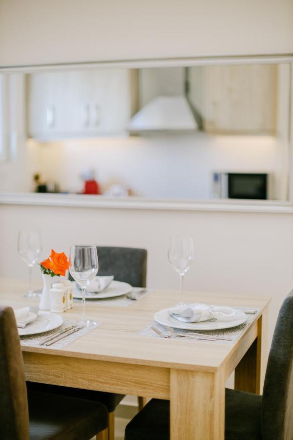 The Three Graces Villa *